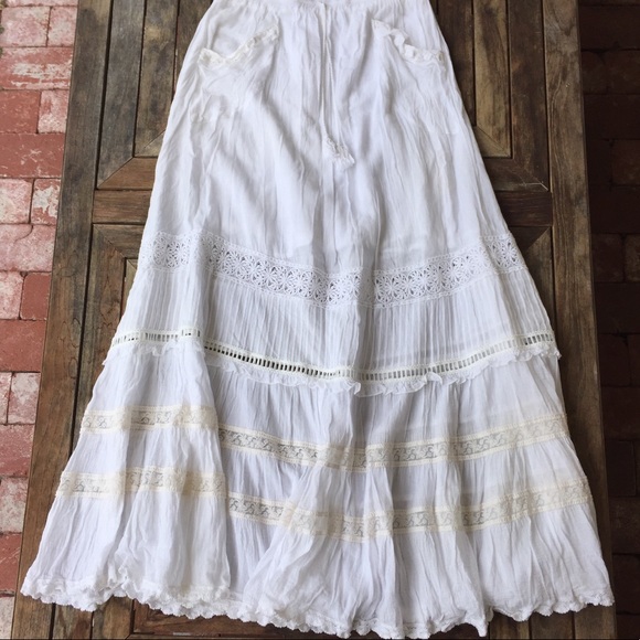 🌿 Spell Hanging Rock Skirt Size M - Picture 2 of 8